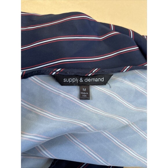 Supply & Demand Co Buton Up Blouse Size M Open Back Top Academia Preppy - Picture 8 of 8